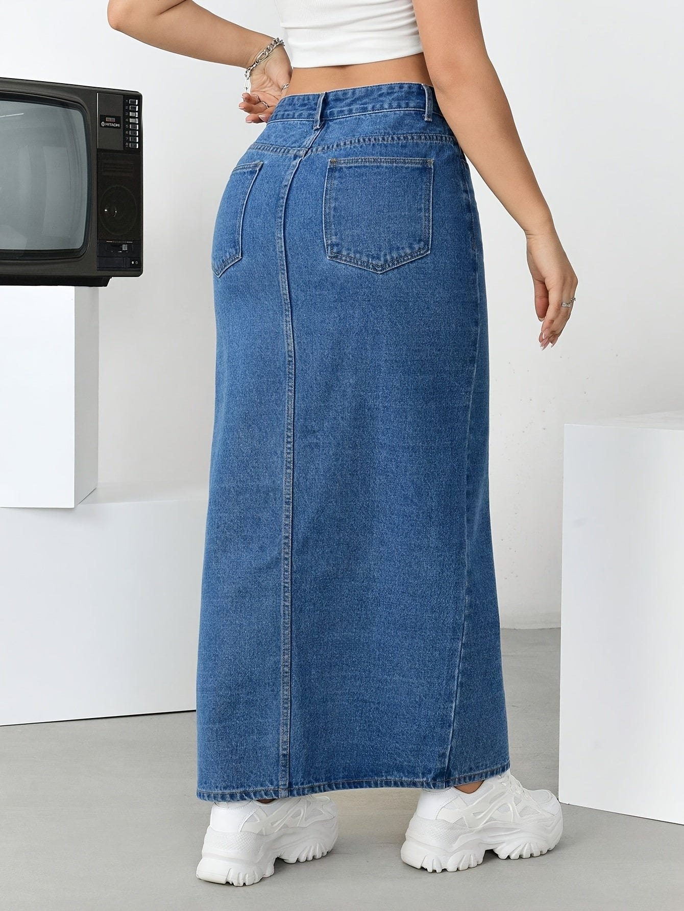 Elegant Denim Skirt